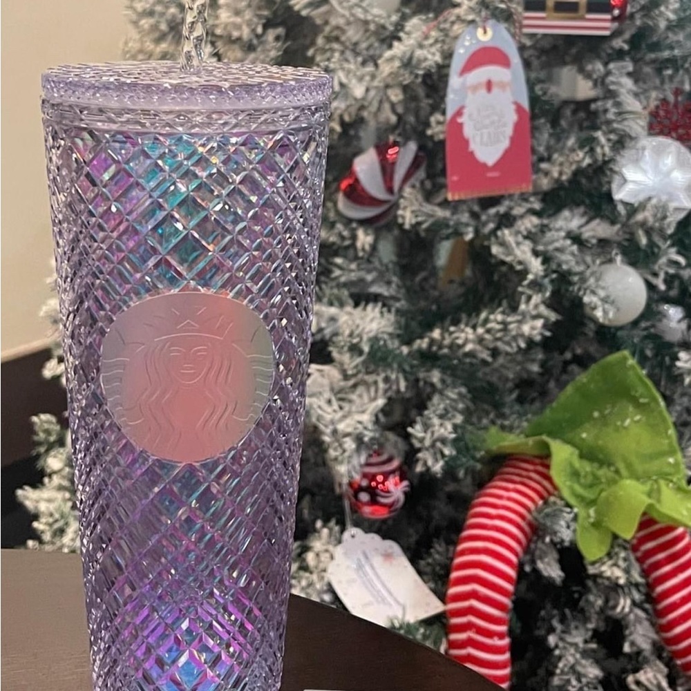 Meet your Posher, Mariel